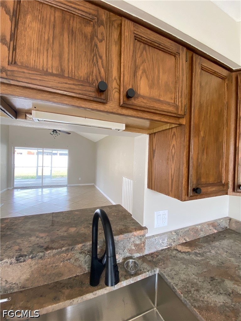 4 Bed Duplex for Sale in Fort Myers, FL, $1,850 — photo 6