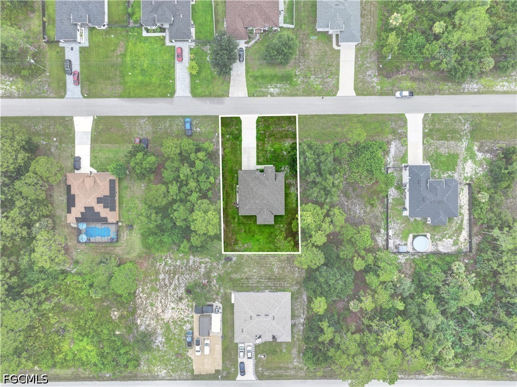 3 Bed SingleFamilyResidence for Sale in Lehigh Acres, photo 6
