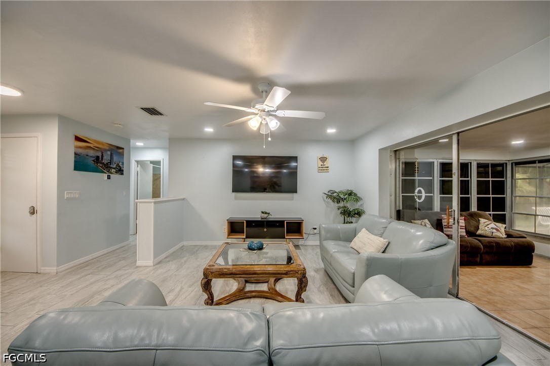 3 Bed Pool Home for Sale in Cape Coral, photo 6