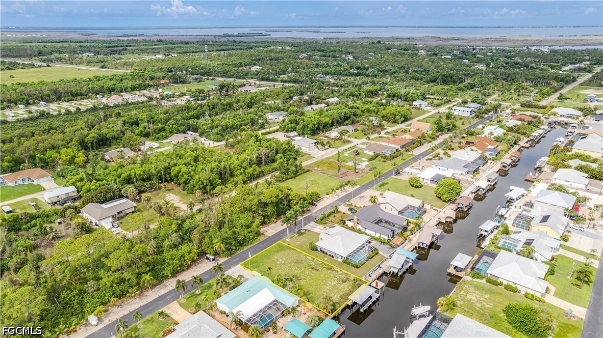 Waterfront Home for Sale in St James City, photo 6