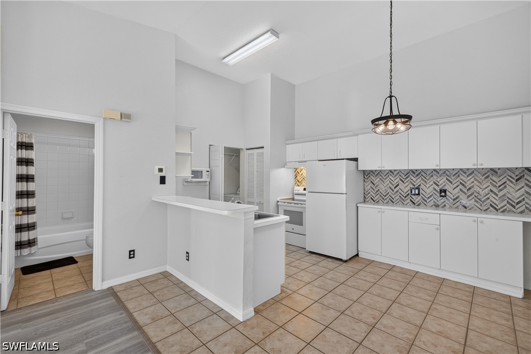 1 Bed Condominium for Sale in Bonita Springs, FL, $1,500 — photo 6