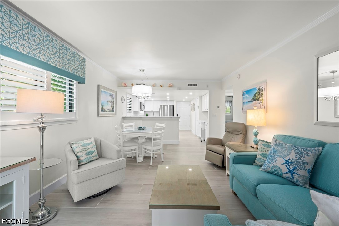 2 Bed Pool Home for Sale in Sanibel, FL, $779,000 — photo 6
