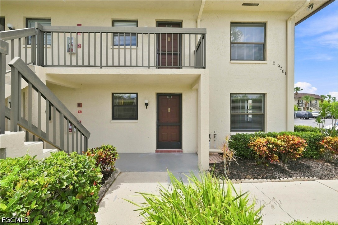 2 Bed Waterfront Home for Sale in Fort Myers, FL, $1,500 — photo 6