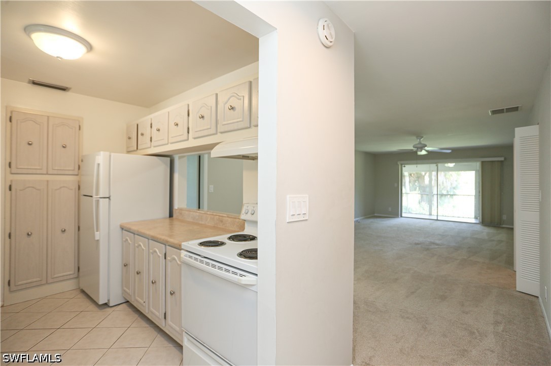 2 Bed Condominium for Sale in St Andrews Manor, FL, $1,595 — photo 6
