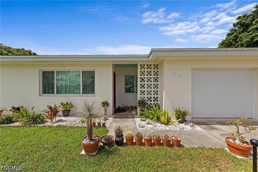 2 Bed SingleFamilyResidence for Sale in Wedgewood, photo 6