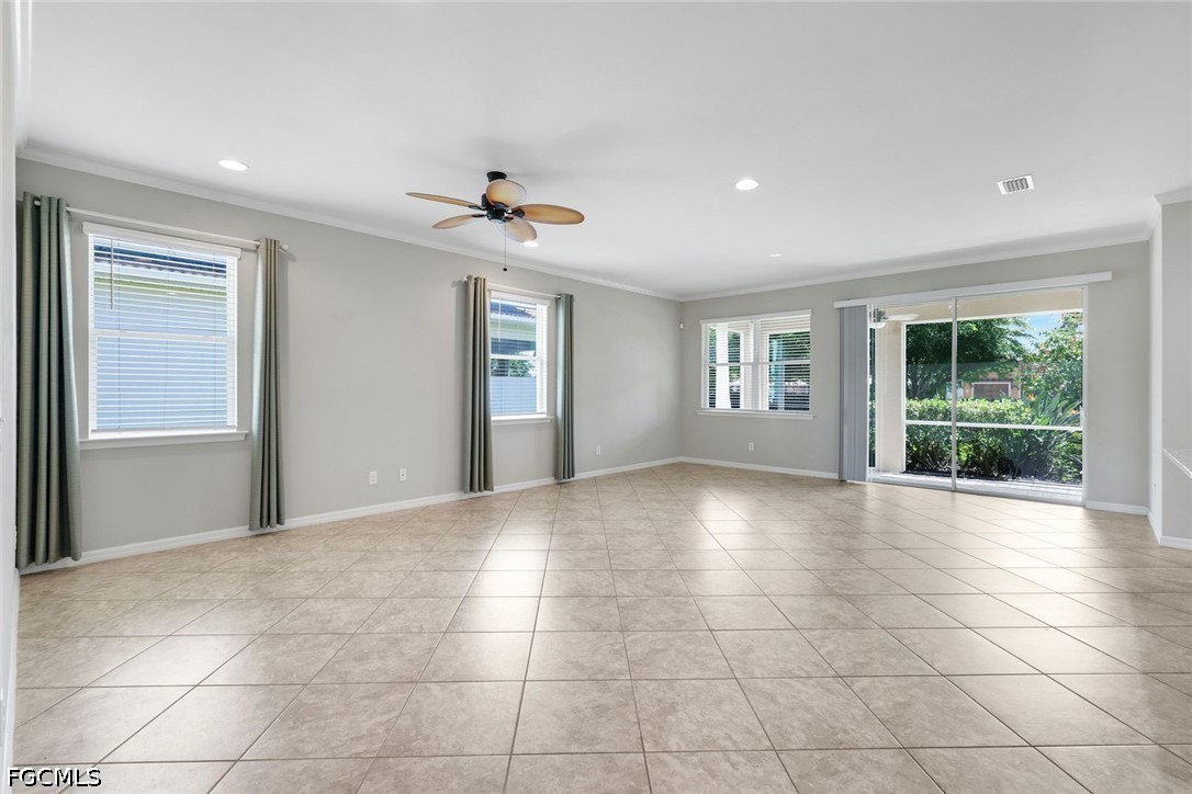 3 Bed SingleFamilyResidence for Sale in Sunset Pointe, FL — photo 6