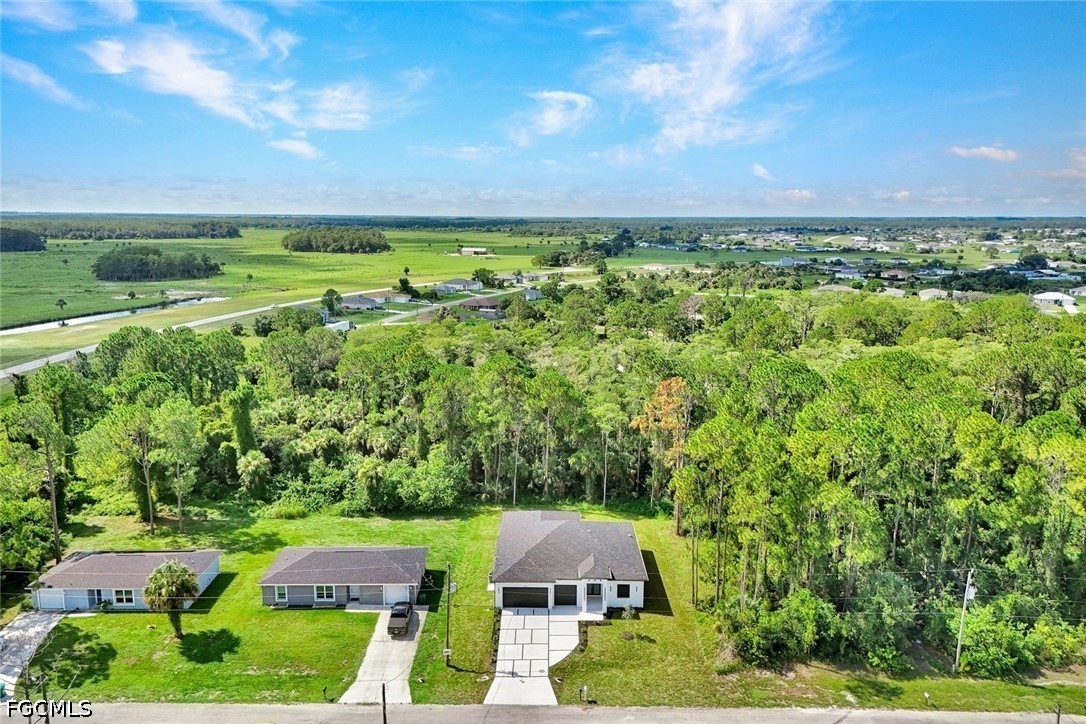 4 Bed SingleFamilyResidence for Sale in Labelle, FL — photo 6