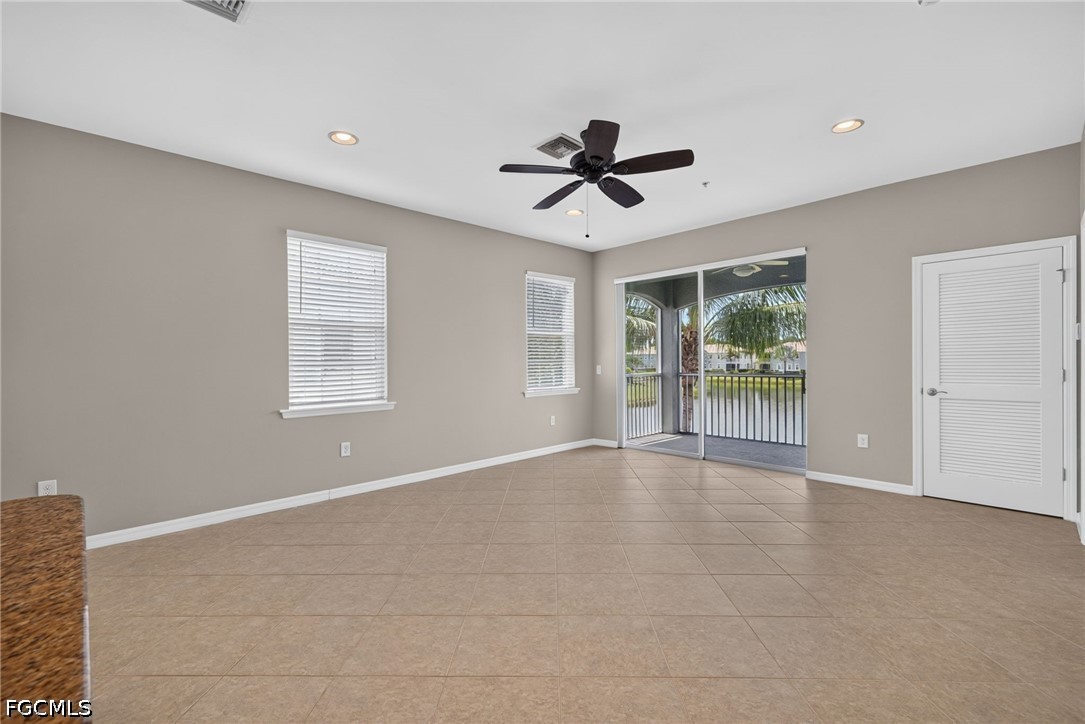 3 Bed Waterfront Home for Sale in Fort Myers, photo 6