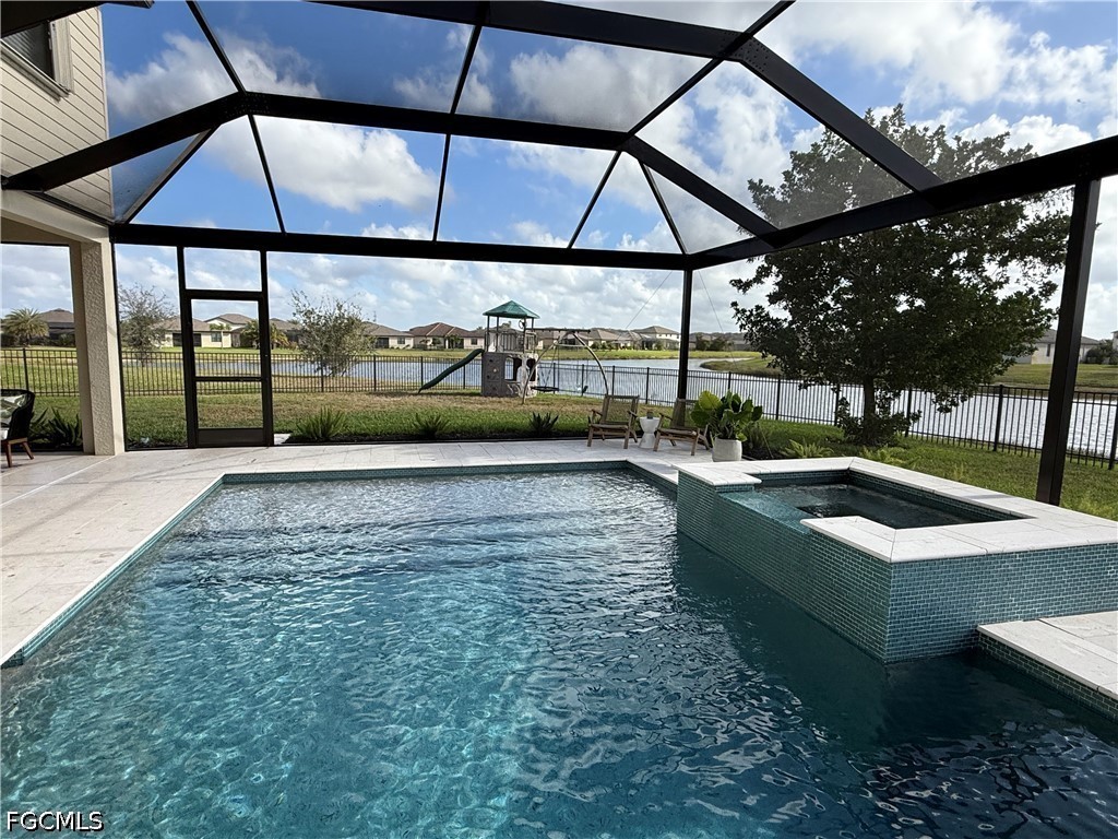 5 Bed Pool Home for Sale in Portico, FL, $677,000 — photo 6