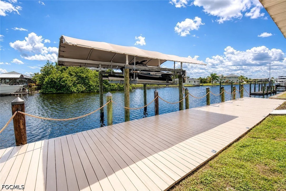 3 Bed Waterfront Home for Sale in Fort Myers, FL, $2,500 — photo 6
