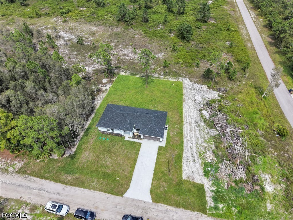 3 Bed SingleFamilyResidence for Sale in Lehigh Acres, FL — photo 6