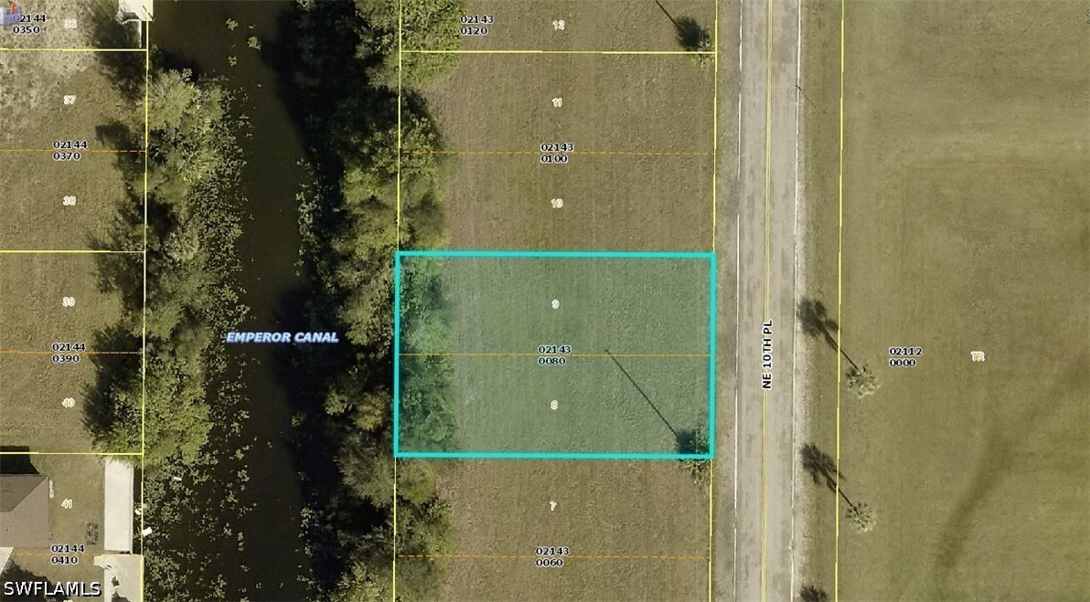 Waterfront Home for Sale in Cape Coral, FL, $69,000 — photo 6