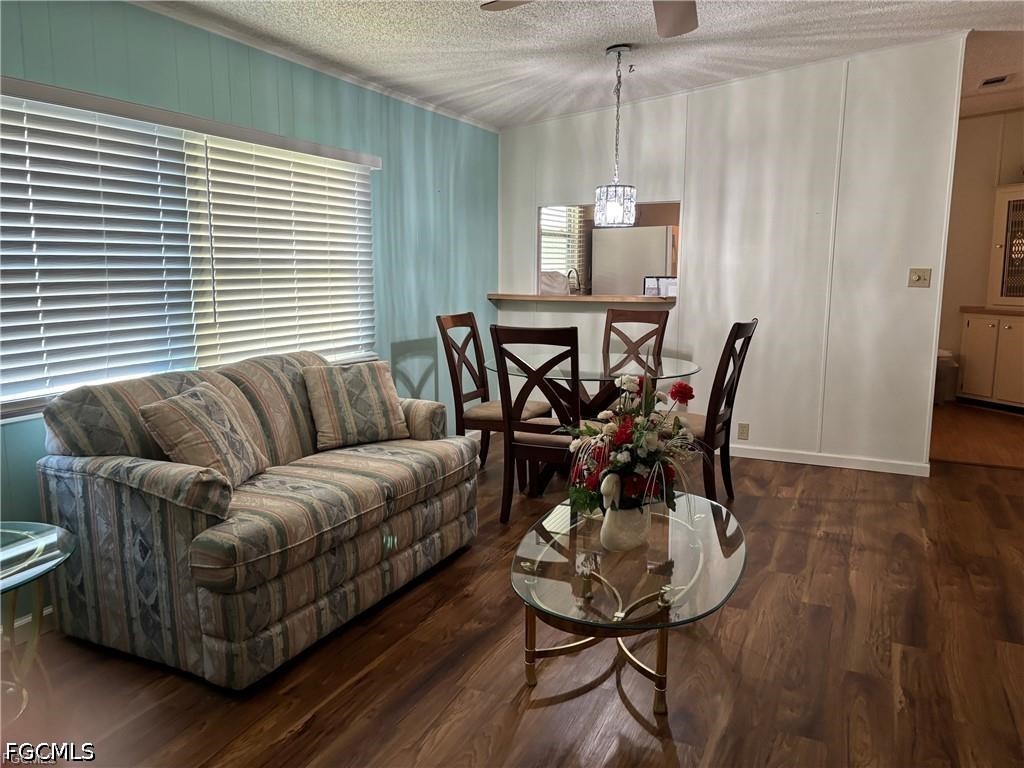 2 Bed ManufacturedHome for Sale in North Fort Myers, FL — photo 6