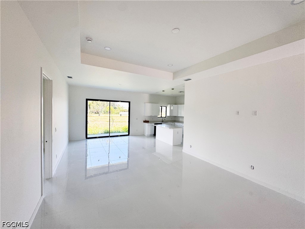 4 Bed SingleFamilyResidence for Sale in Cape Coral, FL — photo 6