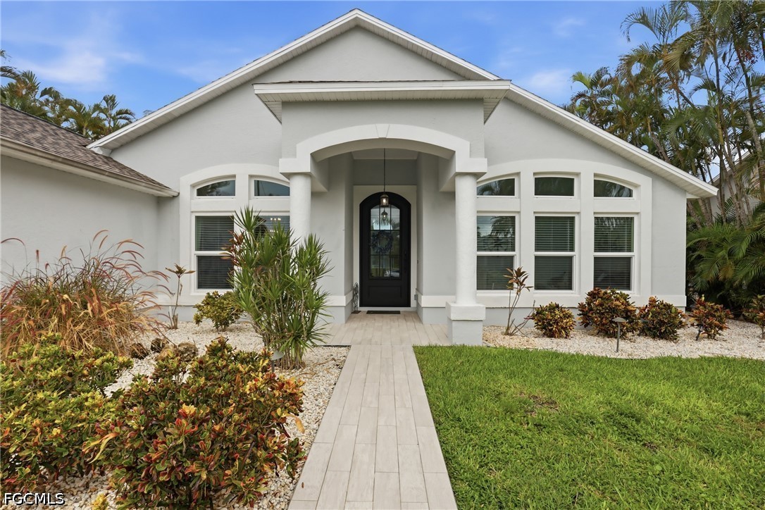 3 Bed Pool Home for Sale in Cape Coral, photo 6