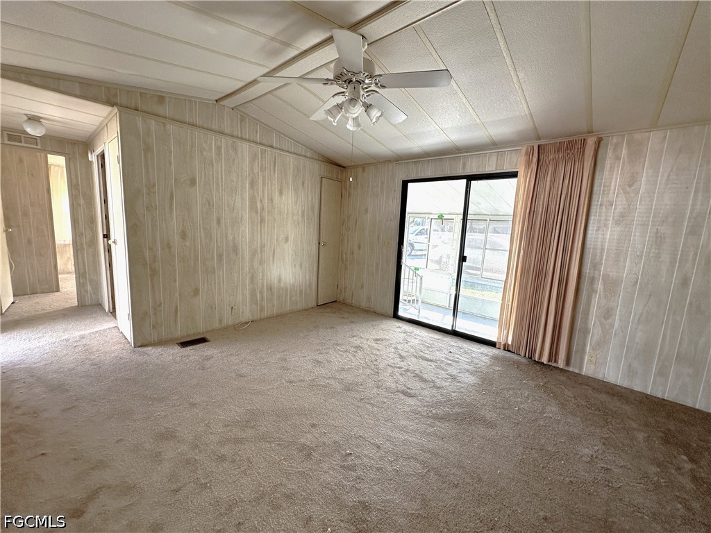 2 Bed ManufacturedHome for Sale in Mobile Manor, FL, $1,200 — photo 6
