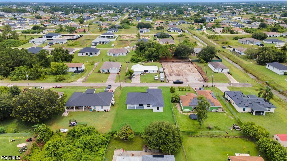 4 Bed SingleFamilyResidence for Sale in Lehigh Acres, photo 6