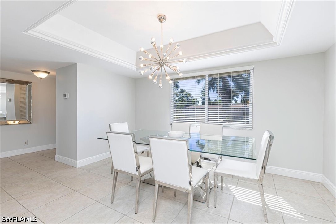 2 Bed Condominium for Sale in Naples, FL, $350,000 — photo 6