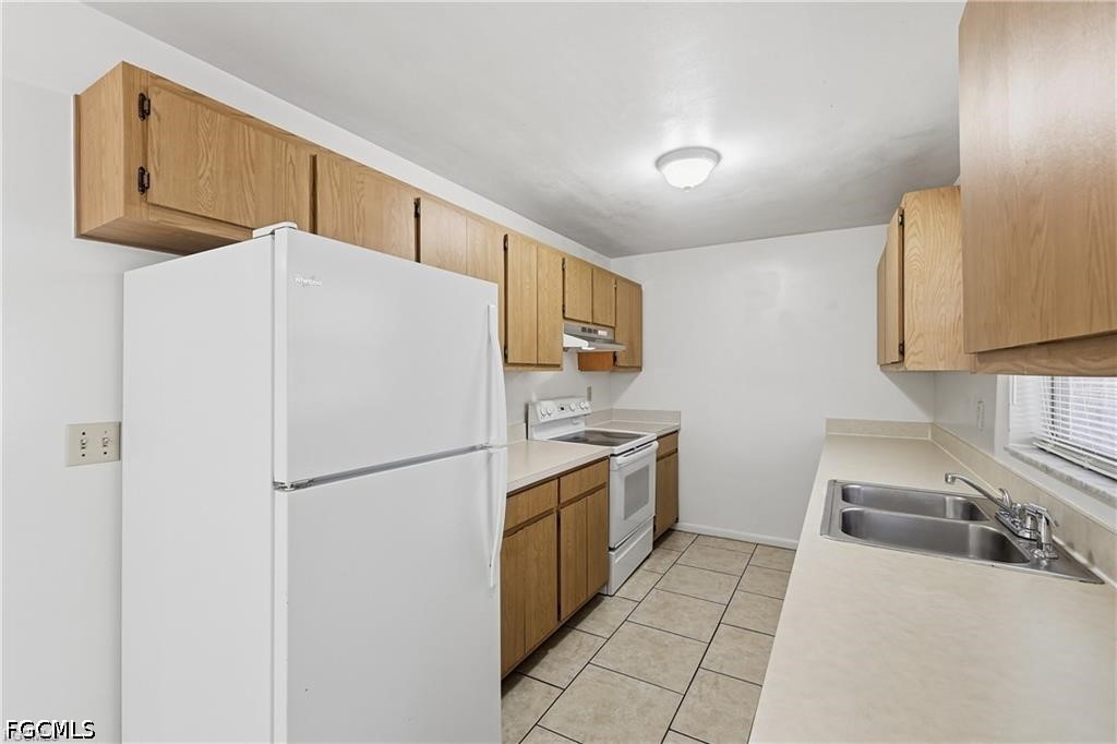 2 Bed Duplex for Sale in Cape Coral, FL, $1,195 — photo 6