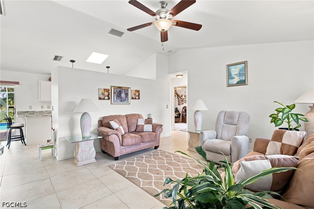 3 Bed Pool Home for Sale in Cape Coral, photo 6