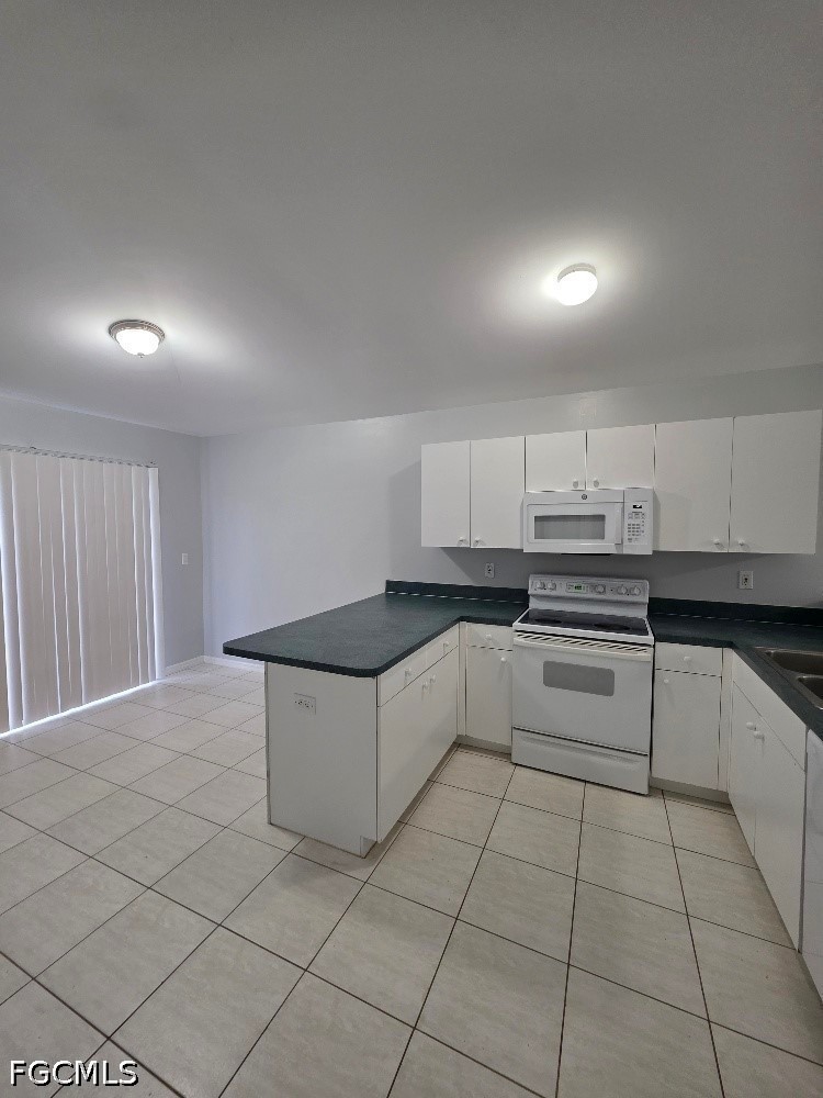 3 Bed SingleFamilyResidence for Sale in Lehigh Acres, FL — photo 6