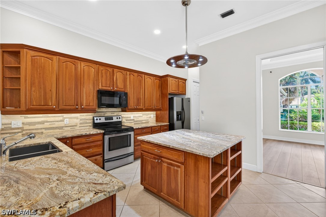3 Bed Pool Home for Sale in Hawksridge, FL, $7,950 — photo 6