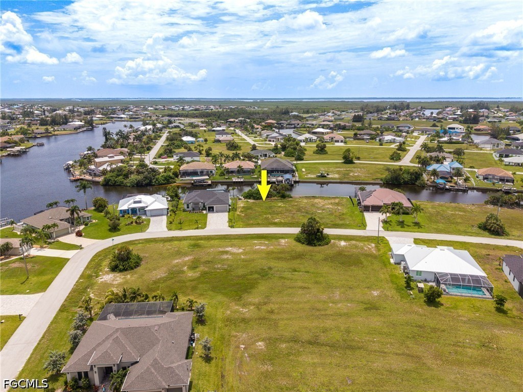 Waterfront Home for Sale in Cape Coral, FL, $180,000 — photo 6