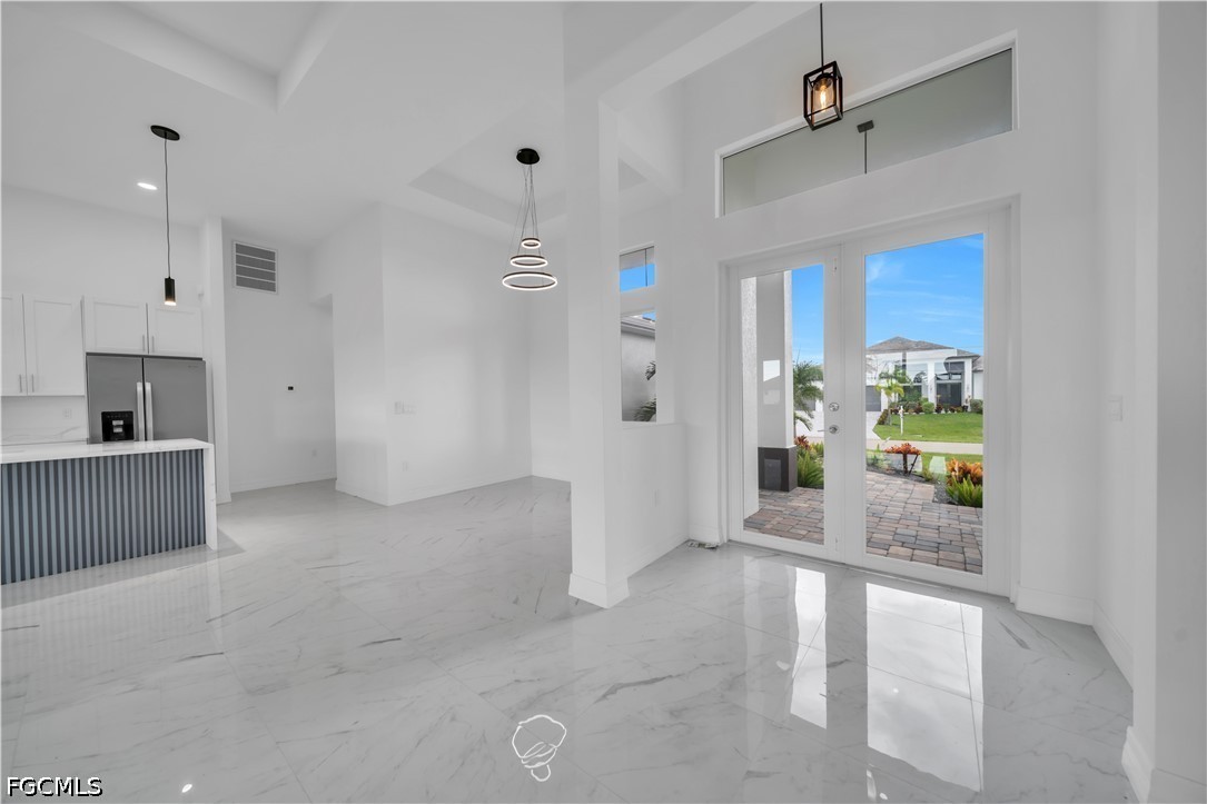 3 Bed Pool Home for Sale in Cape Coral, photo 6