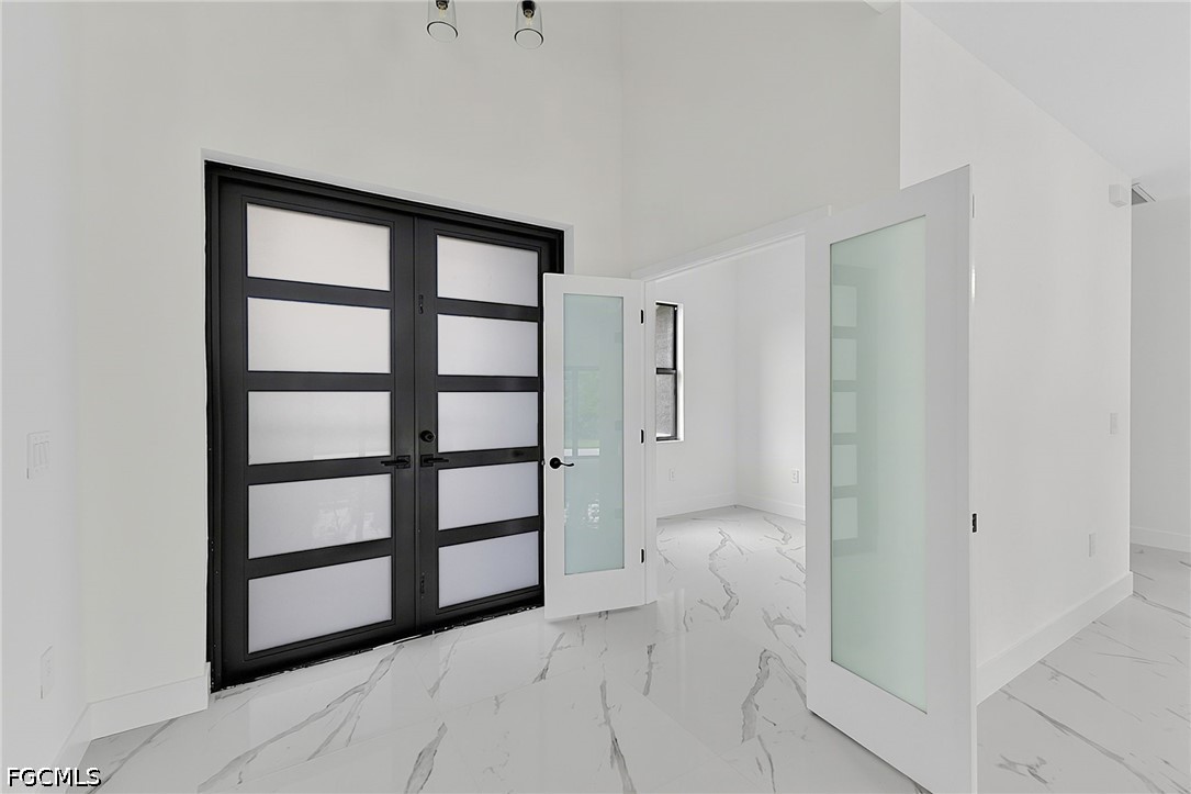 3 Bed SingleFamilyResidence for Sale in Lehigh Acres, photo 6