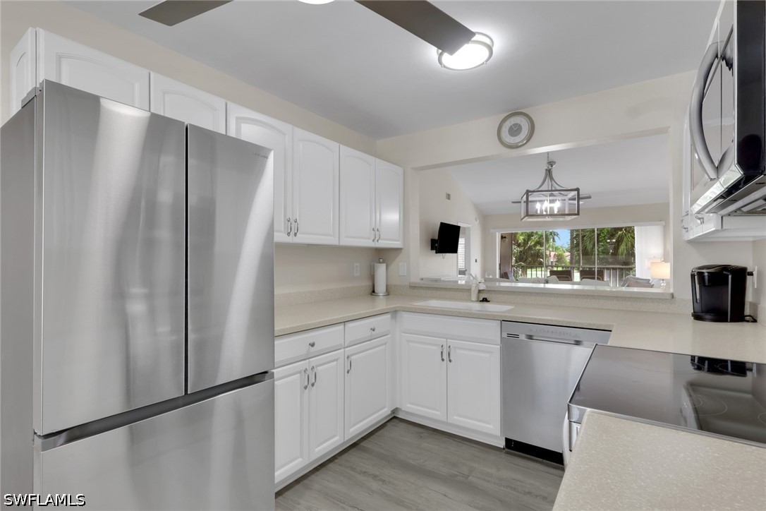 3 Bed Waterfront Home for Sale in St Regis Club, photo 6