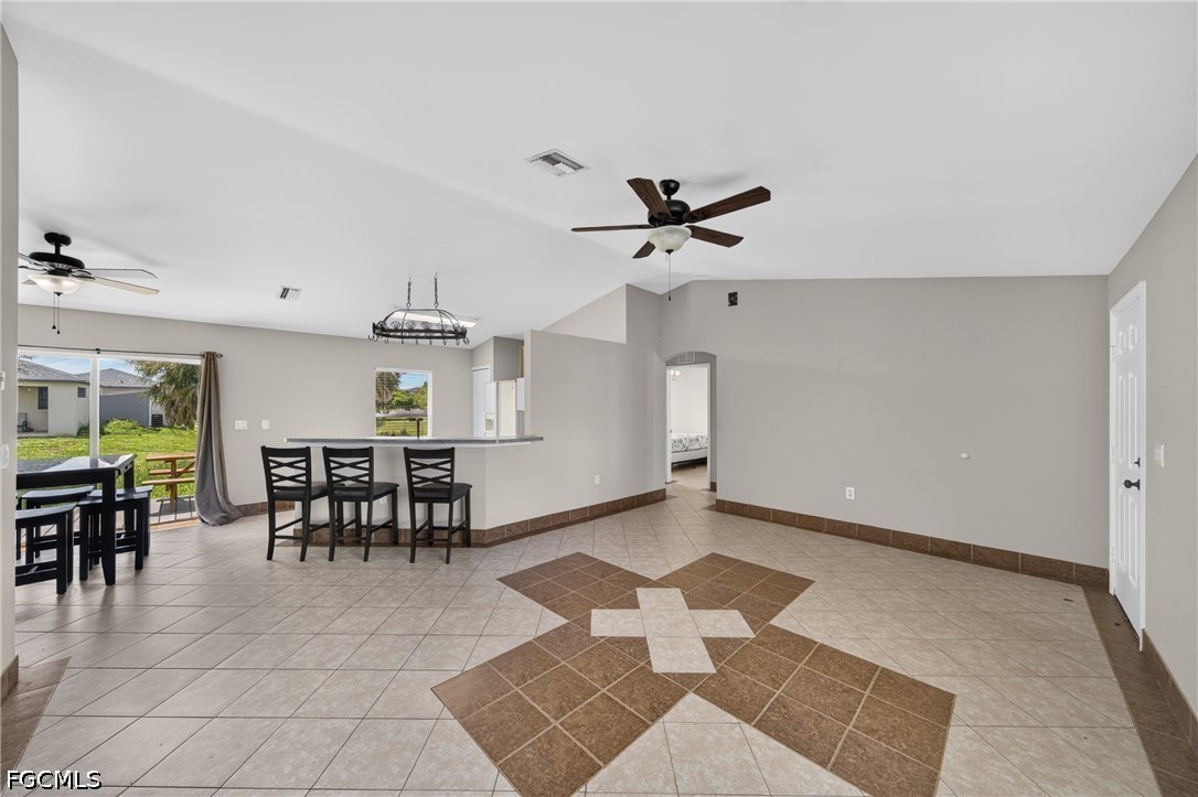 3 Bed SingleFamilyResidence for Sale in Cape Coral, photo 6