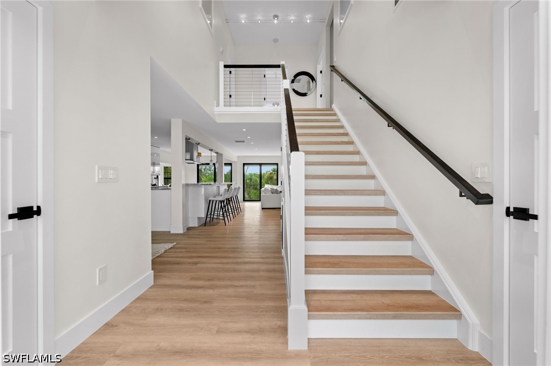 4 Bed SingleFamilyResidence for Sale in Sanibel, photo 6