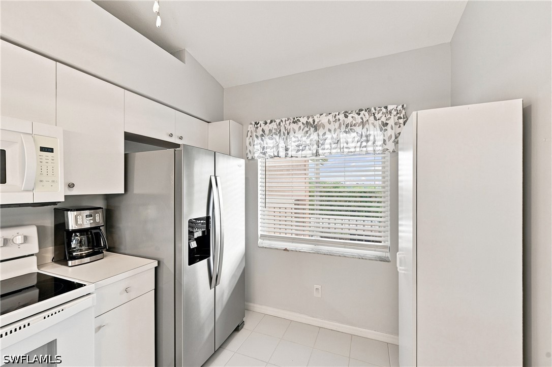 2 Bed Condominium for Sale in Estero, photo 6