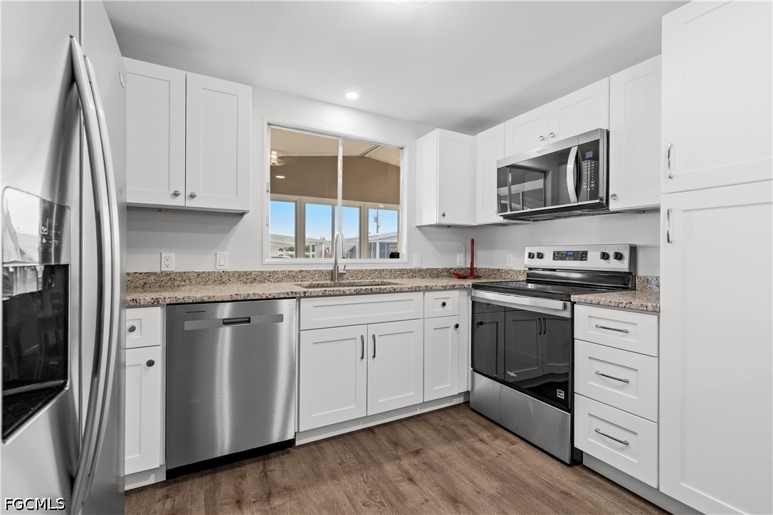2 Bed ManufacturedHome for Sale in Tamiami Village, photo 6