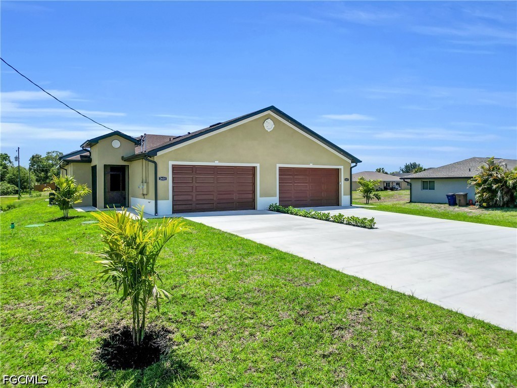 6 Bed Duplex for Sale in Lehigh Acres, photo 6