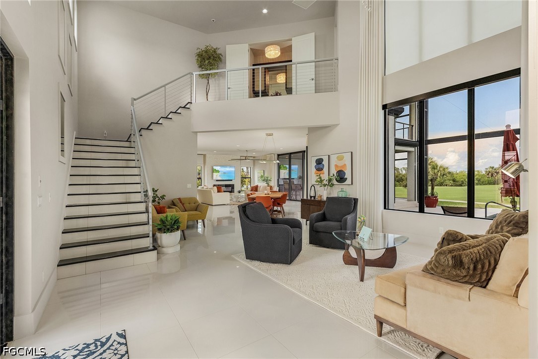 4 Bed Pool Home for Sale in Cape Royal, photo 6