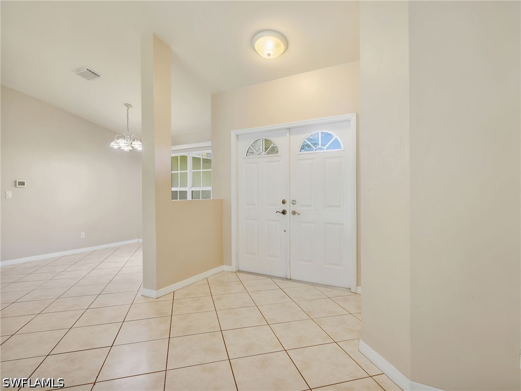3 Bed SingleFamilyResidence for Sale in San Carlos Park, photo 6