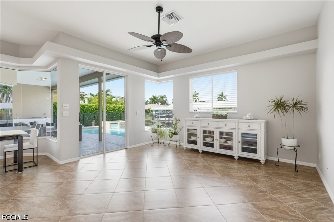 3 Bed Pool Home for Sale in Cape Coral, photo 6