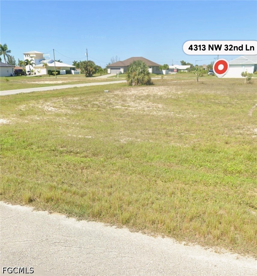 Residential for Sale in Cape Coral, photo 6