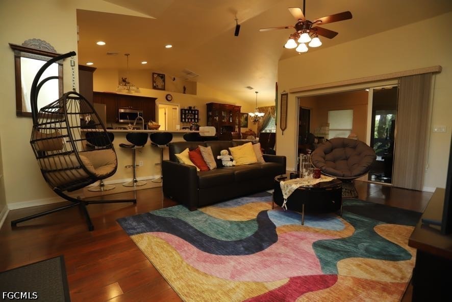 3 Bed SingleFamilyResidence for Sale in Port Labelle, photo 6
