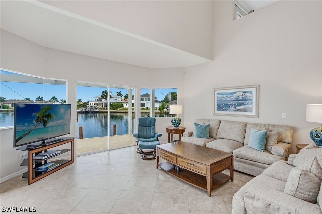 4 Bed Pool Home for Sale in Marco Island, photo 6