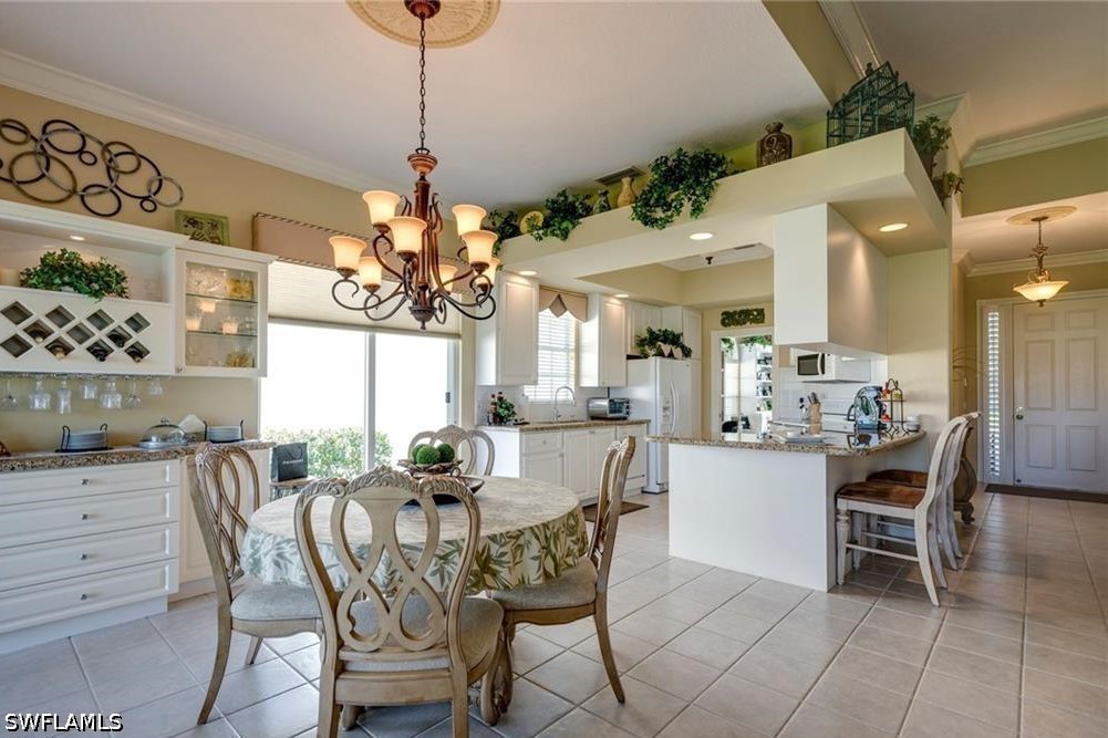 3 Bed Waterfront Home for Sale in Village Walk, photo 6