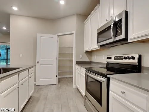 4 Bed SingleFamilyResidence for Sale in Jacksonville, photo 6
