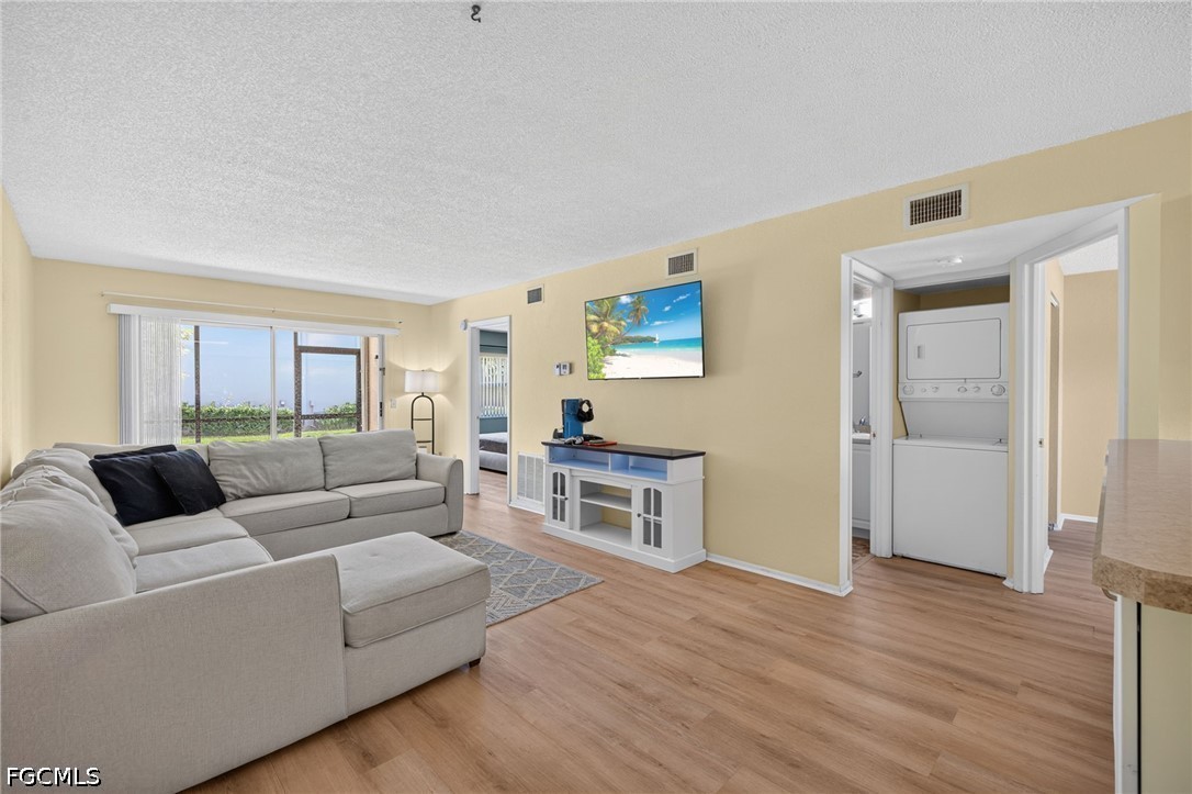 2 Bed Condominium for Sale in Deep Creek, photo 6