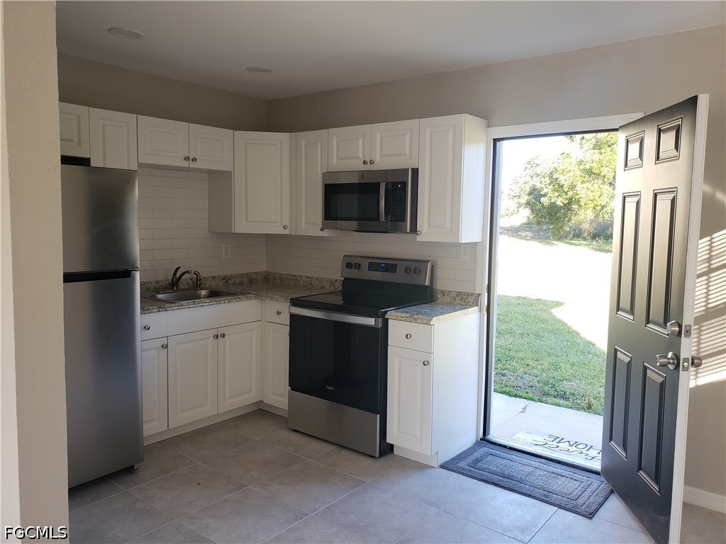 1 Bed Duplex for Sale in Fort Myers, photo 6