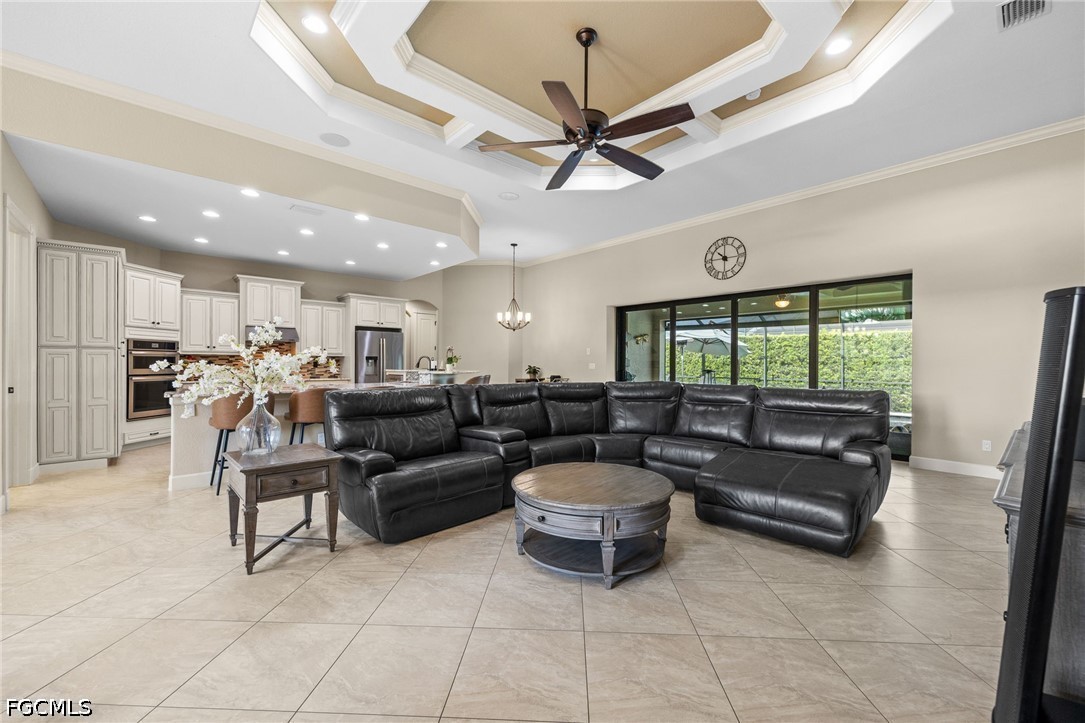 3 Bed Pool Home for Sale in Cape Coral, photo 6