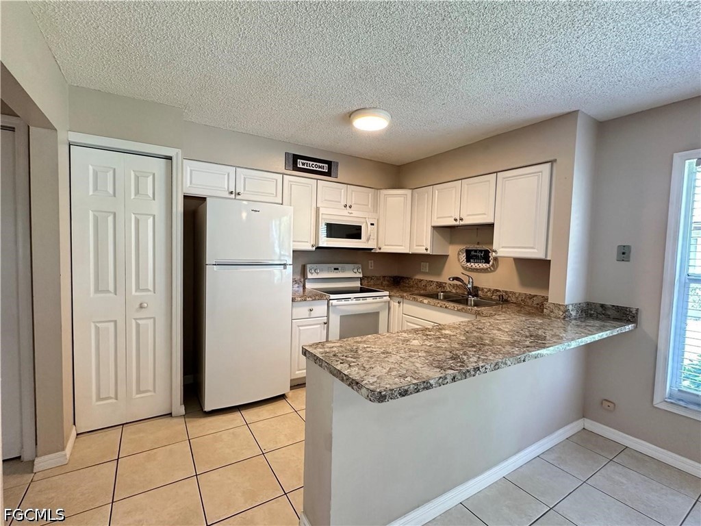 1 Bed Waterfront Home for Sale in Port Charlotte, photo 6