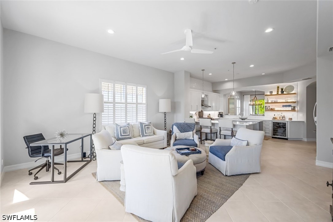 3 Bed Condominium for Sale in Naples, photo 6