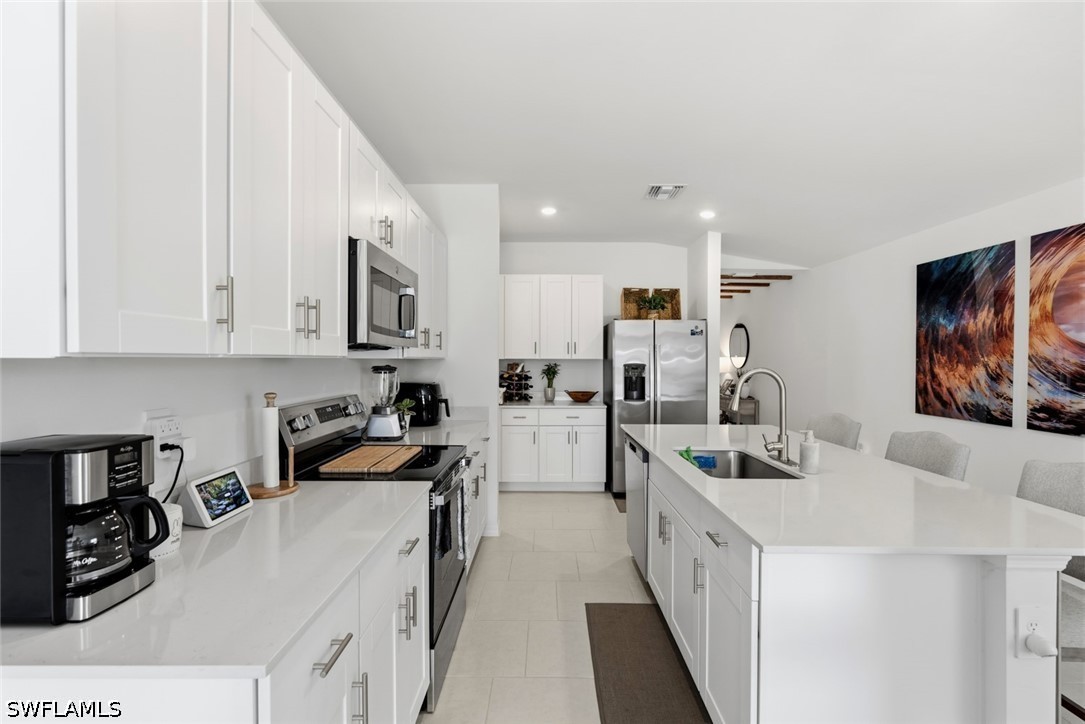 3 Bed Waterfront Home for Sale in Fort Myers, photo 6