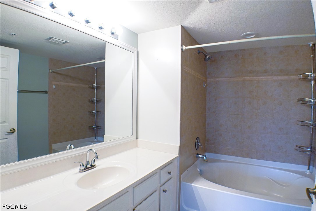 2 Bed Condominium for Sale in The Residence, photo 6